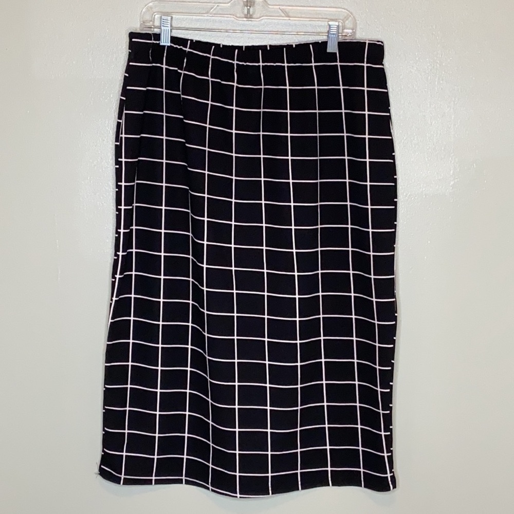 Shein curve two pieces set.2x stretchy - Picture 4 of 11